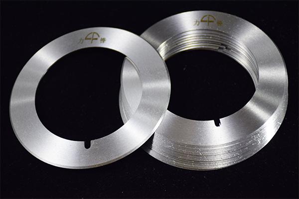 Okrągła Wysokiej Precyzji Obrotowa Ostrza Tnąca Pvc Ostrza Tnąca Ostrza Obrotowa Ostrza Tnąca Maszyna Rury Papierowa Taśma Klejna Tnąca Maszyna Ostrza 17